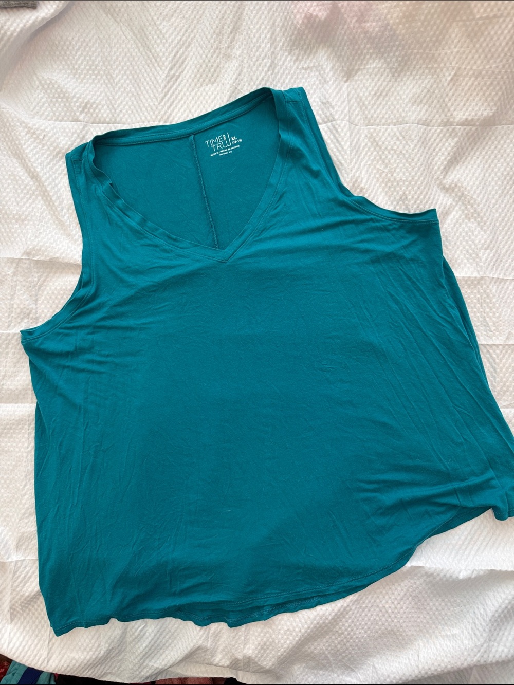 Time and Tru tank XL